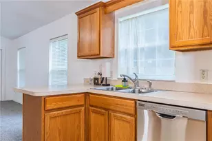 7941 Sugar Pine Blvd, Lakeland, FL 33810 - Photo 9