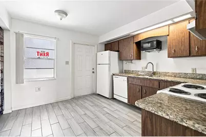 101 Lake Hunter Drive #11, Lakeland, FL 33803 - Photo 5
