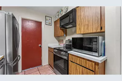2110 Johnson Loop, Plant City, FL 33563 - Photo 9