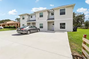1108 Fox Lake Dr, Lakeland, FL 33809 - Photo 1
