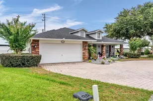 104 Bentley Oaks Blvd, Auburndale, FL 33823 - Photo 3