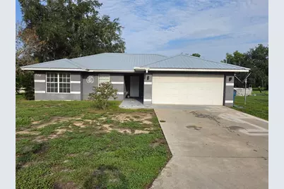 720 SE Pine Avenue, Fort Meade, FL 33841 - Photo 1