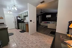 720 SE Pine Ave, Fort Meade, FL 33841 - Photo 7