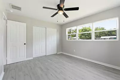 7100 13th Street N, Saint Petersburg, FL 33702 - Photo 17