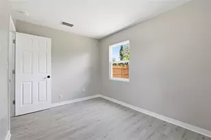 7100 13th St N, Saint Petersburg, FL 33702 - Photo 21