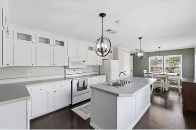 10724 Pathfinder Trail, Lakeland, FL 33809 - Photo 13