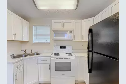 7429 US Highway 19, New Port Richey, FL 34652 - Photo 29
