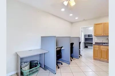 7429 US Highway 19, New Port Richey, FL 34652 - Photo 23