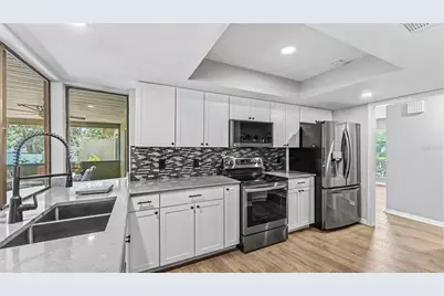 717 Woodhill Drive, Lakeland, FL 33813 - Photo 9