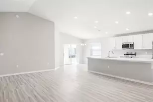 11559 SE 76th Ct, Belleview, FL 34420 - Photo 5