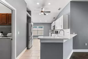 4123 Island Lakes Dr, Winter Haven, FL 33881 - Photo 11