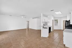 1540 Watson Oaks Ct, Lakeland, FL 33809 - Photo 11