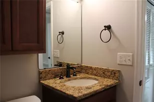 1920 E Edgewood Dr, Lakeland, FL 33803 - Photo 13