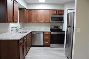 1920 E Edgewood Dr, Lakeland, FL 33803 - Photo 7