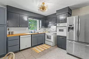 7011 Davin St, Lakeland, FL 33813 - Photo 5