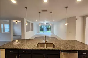 10457 Waterstone Dr, Riverview, FL 33578 - Photo 3