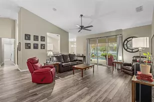 2985 Vintage View Cir, Lakeland, FL 33812 - Photo 5