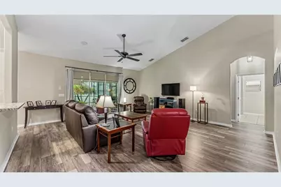 2985 Vintage View Circle, Lakeland, FL 33812 - Photo 5