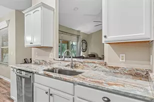 2985 Vintage View Cir, Lakeland, FL 33812 - Photo 13