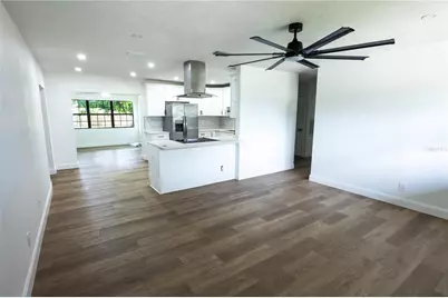 4104 W Wisconsin Avenue, Tampa, FL 33616 - Photo 3