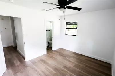 4104 W Wisconsin Avenue, Tampa, FL 33616 - Photo 15