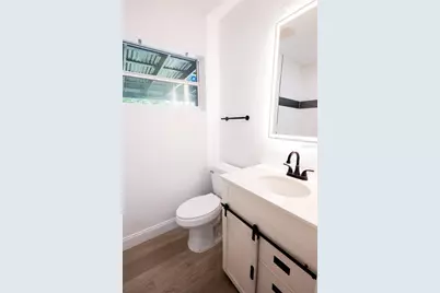 4104 W Wisconsin Avenue, Tampa, FL 33616 - Photo 27