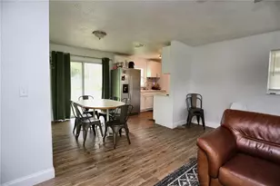 640 Dean St, Mulberry, FL 33860 - Photo 7