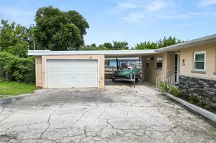 228 W Lake Ina Dr, Winter Haven, FL 33884 - Photo 9