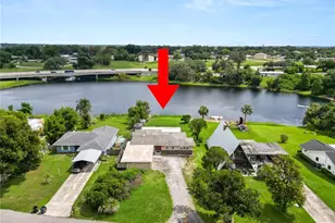 228 W Lake Ina Dr, Winter Haven, FL 33884 - Photo 3