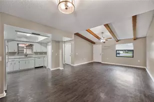 5513 Karan Ct, Lakeland, FL 33811 - Photo 9