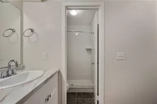 1836 N Crystal Lake Dr, Lakeland, FL 33801 - Photo 21