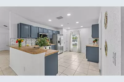 8774 Fort Socrum Village Way, Lakeland, FL 33810 - Photo 17