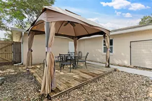 1019 Susan Dr, Lakeland, FL 33803 - Photo 11