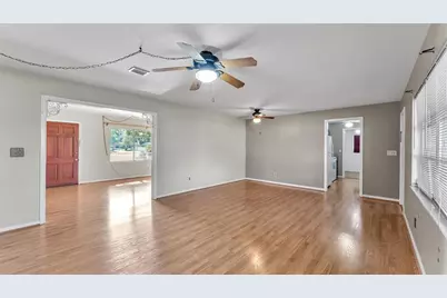 1733 Fredricksburg Avenue, Lakeland, FL 33803 - Photo 11