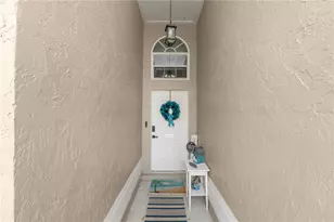 6201 Vintage Dr, Lakeland, FL 33809 - Photo 3