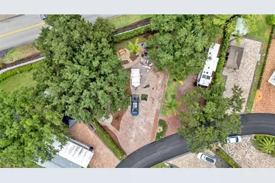 16325 Cherry Tree Court, Clermont, FL 34714 - Photo 3