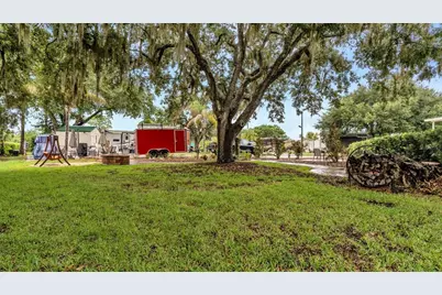 16325 Cherry Tree Court, Clermont, FL 34714 - Photo 9
