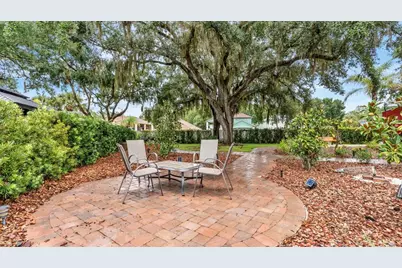 16325 Cherry Tree Court, Clermont, FL 34714 - Photo 7