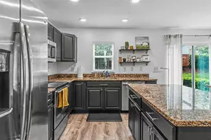 3806 Exeter Ln, Lakeland, FL 33810 - Photo 9