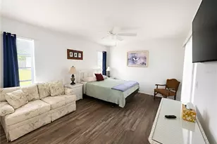 4227 Conrad Rd, Venice, FL 34293 - Photo 3
