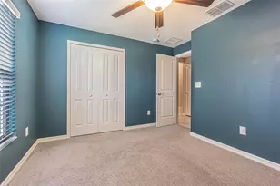 13009 Majestic Garden Ln, Riverview, FL 33579 - Photo 7