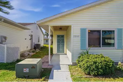 2240 Sea Island Circle N, Lakeland, FL 33810 - Photo 3