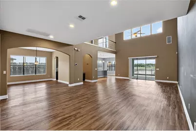 1350 Heritage Landings Drive, Lakeland, FL 33805 - Photo 5