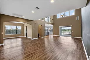 1350 Heritage Landings Dr, Lakeland, FL 33805 - Photo 5