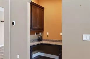1350 Heritage Landings Dr, Lakeland, FL 33805 - Photo 9