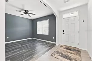 2934 Long pond Dr, Lakeland, FL 33811 - Photo 3