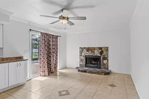 1306 Borden Ct, Valrico, FL 33594 - Photo 11