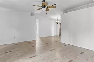 1306 Borden Ct, Valrico, FL 33594 - Photo 5