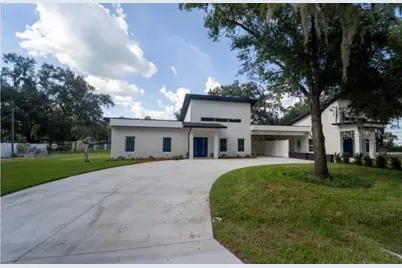 2902 Robinson Road, Plant City, FL 33565 - Photo 1