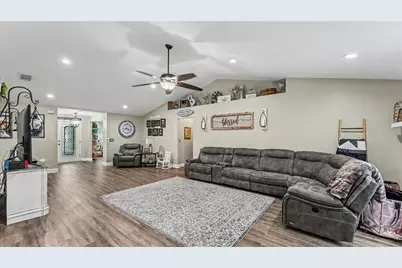 1411 Ashbury Court, Lakeland, FL 33809 - Photo 5